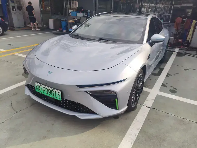 2022 Hozon Nezha S с пробегом 19 000 км