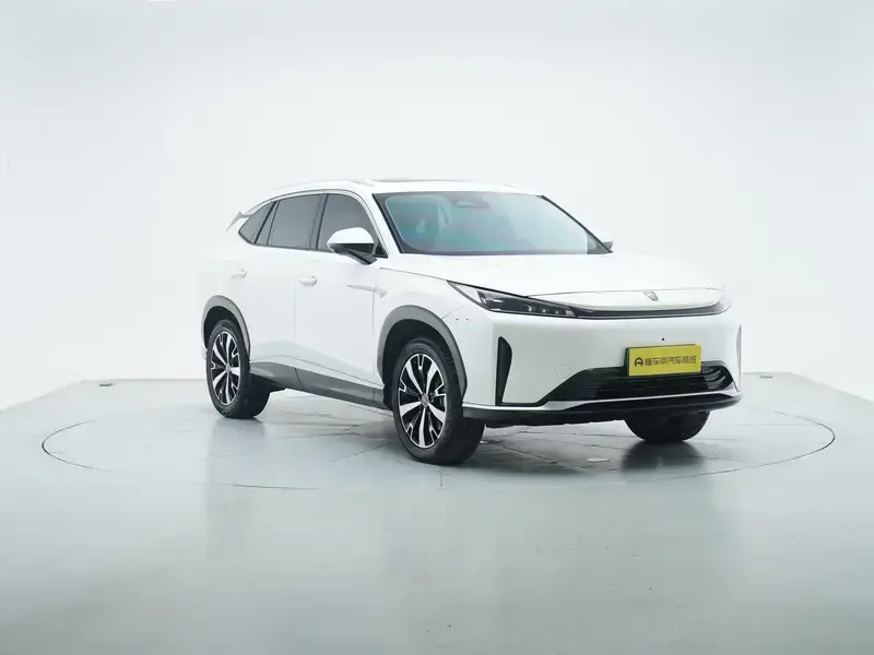 2024 Roewe D5X DMH с пробегом 27 100 км