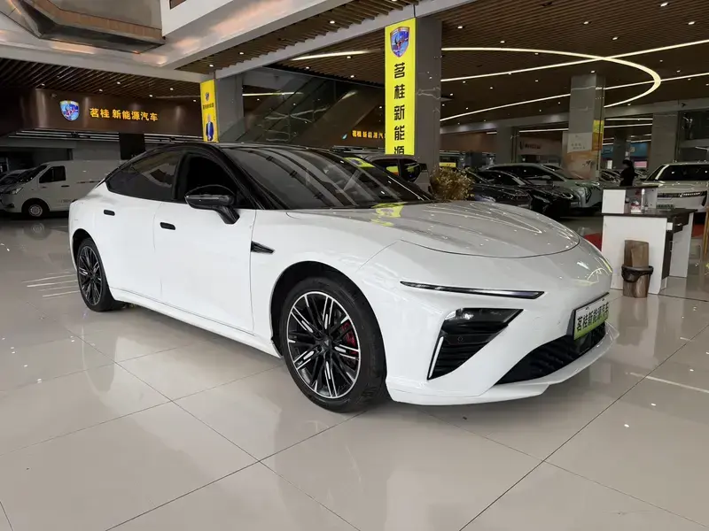 2024 Hozon Nezha S с пробегом 56 000 км