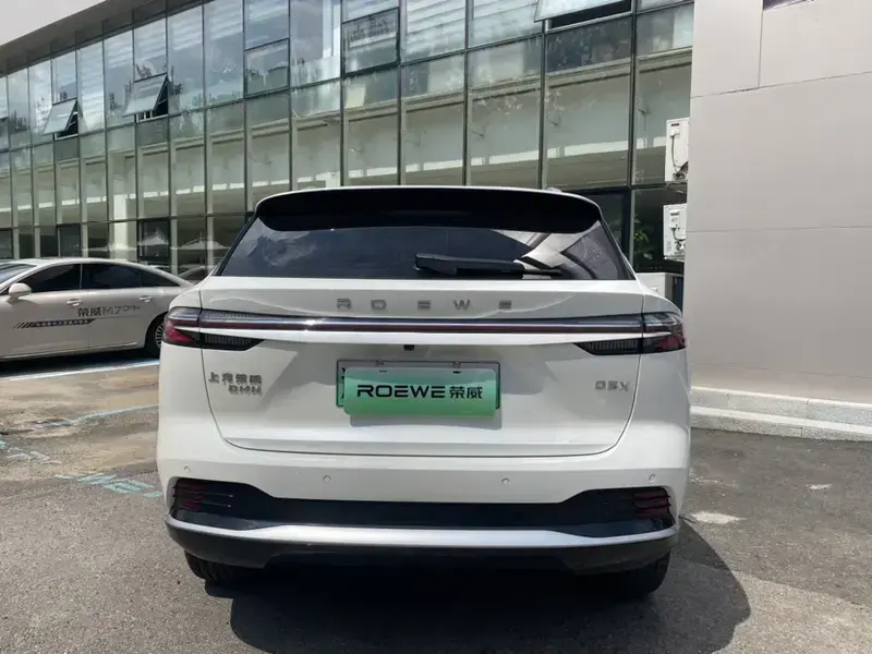 2024 Roewe D5X DMH с пробегом 34 000 км