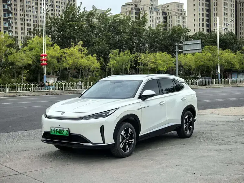 2024 Roewe D5X DMH с пробегом 22 000 км