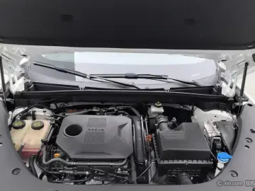 2024 Roewe D5X DMH с пробегом 34 800 км