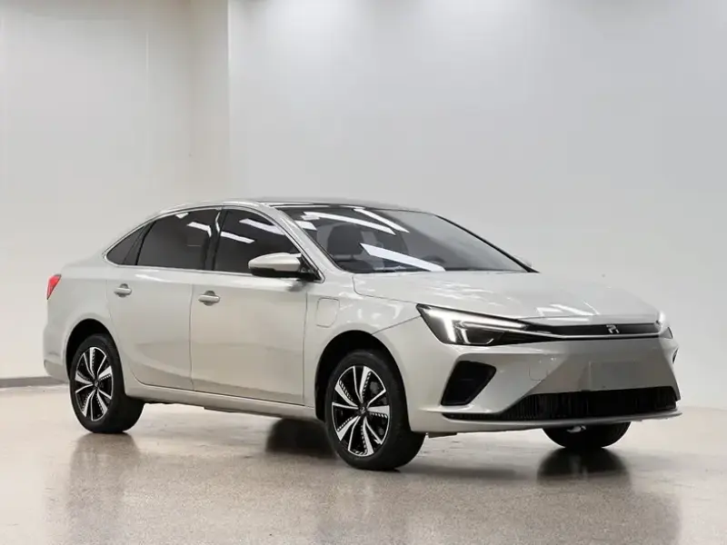 2021 Roewe Feifan ER6 с пробегом 100 800 км