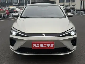 2020 Roewe Feifan ER6 с пробегом 98 000 км