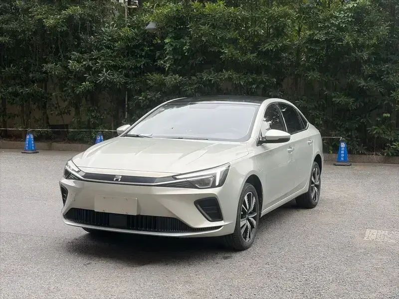 2021 Roewe Feifan ER6 с пробегом 39 000 км