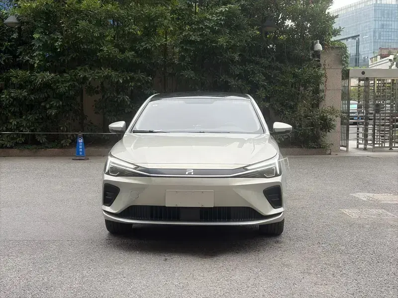 2021 Roewe Feifan ER6 с пробегом 39 000 км