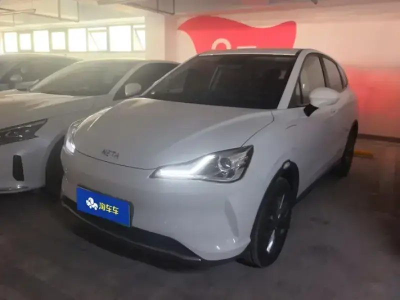 2022 Hozon Nezha V с пробегом 40 000 км