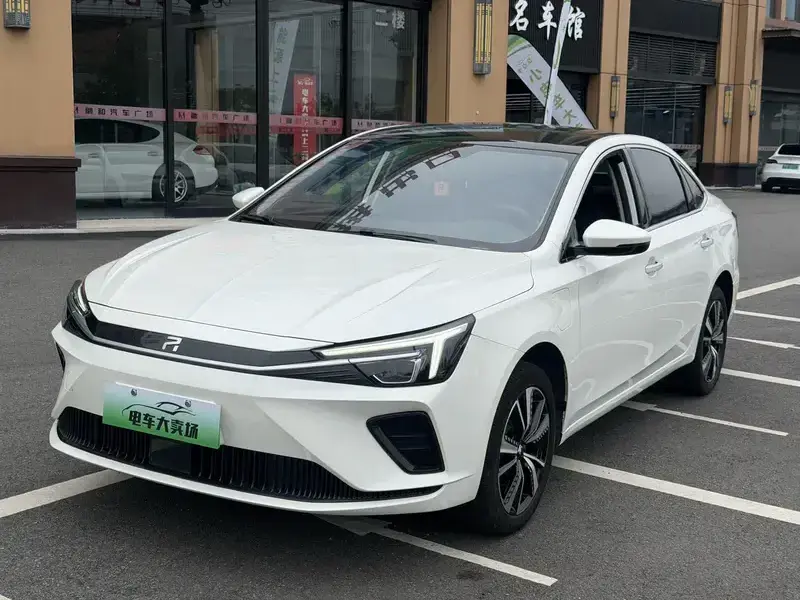2021 Roewe Feifan ER6 с пробегом 120 000 км