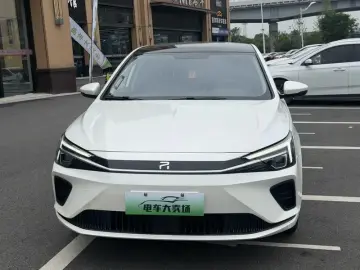 2021 Roewe Feifan ER6 с пробегом 120 000 км