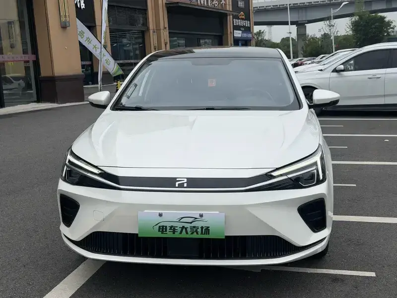 2021 Roewe Feifan ER6 с пробегом 120 000 км