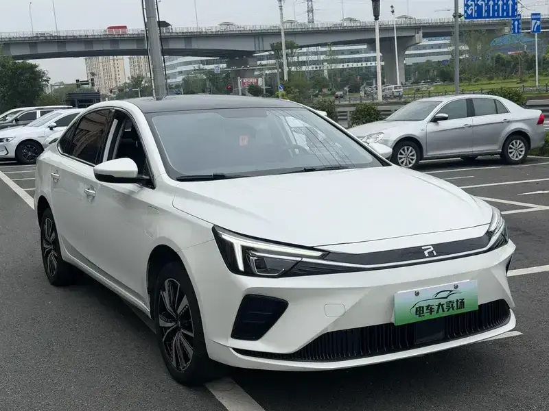 2021 Roewe Feifan ER6 с пробегом 120 000 км