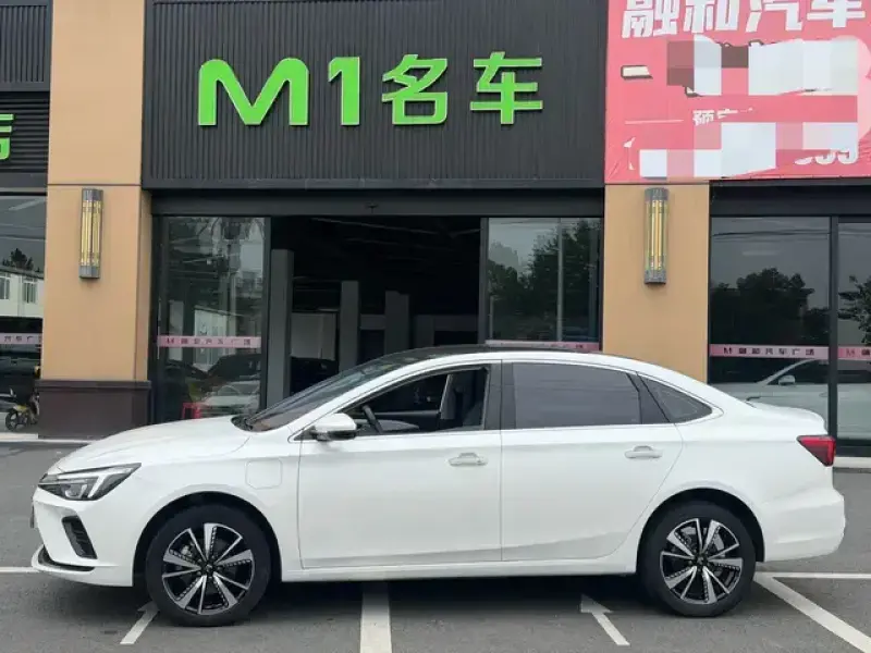 2021 Roewe Feifan ER6 с пробегом 120 000 км