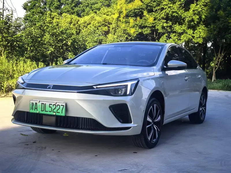 2020 Roewe Feifan ER6 с пробегом 43 000 км