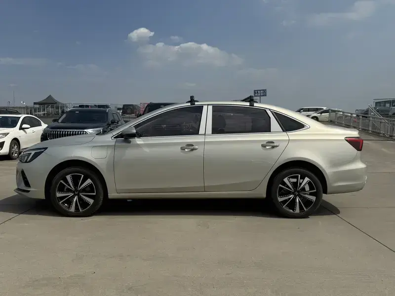 2021 Roewe Feifan ER6 с пробегом 61 000 км