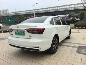 2021 Roewe Feifan ER6 с пробегом 140 000 км