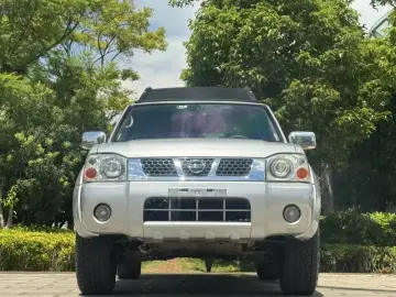 2006 Nissan Paladin с пробегом 230 000 км