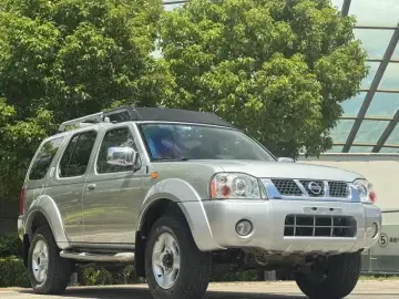 2006 Nissan Paladin с пробегом 230 000 км
