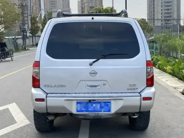 2008 Nissan Paladin с пробегом 187 000 км