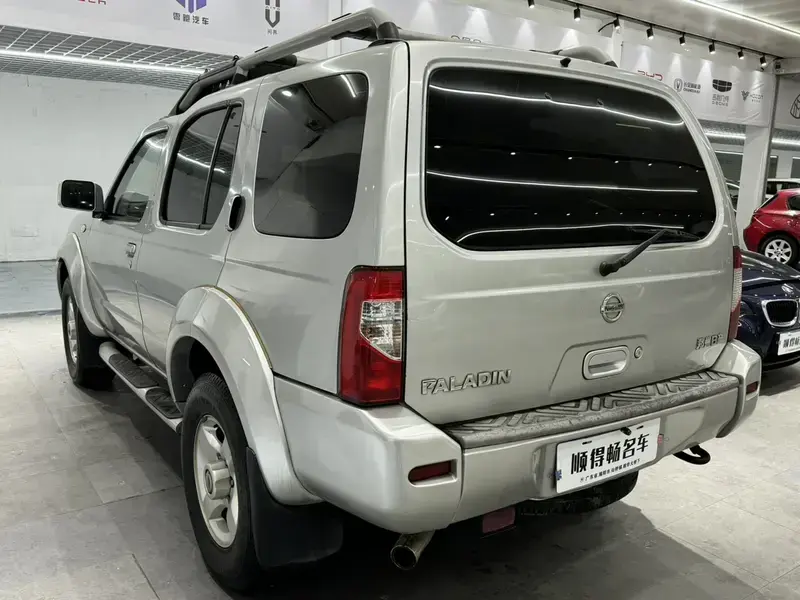 2013 Nissan Paladin с пробегом 170 000 км