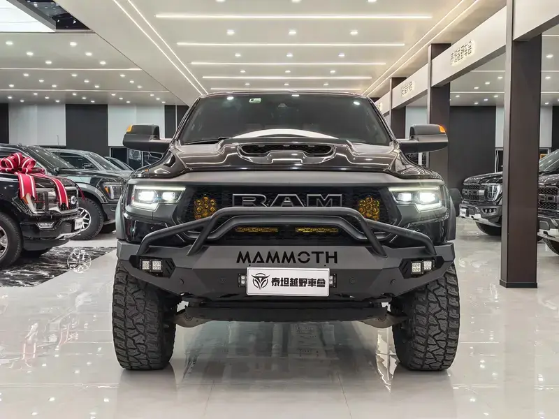 2023 Ram RAM Trucks с пробегом 49 000 км