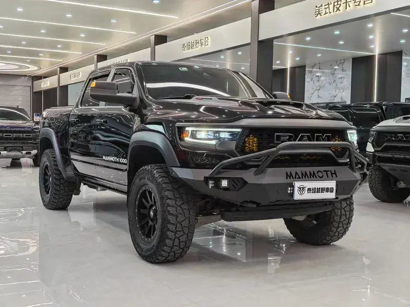 2023 Ram RAM Trucks с пробегом 49 000 км