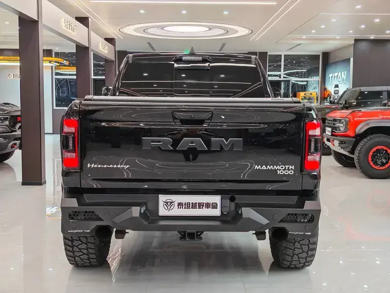 2023 Ram RAM Trucks с пробегом 49 000 км