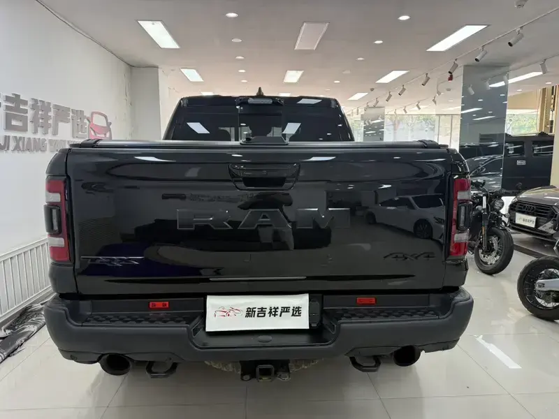 2023 Ram RAM Trucks с пробегом 70 000 км
