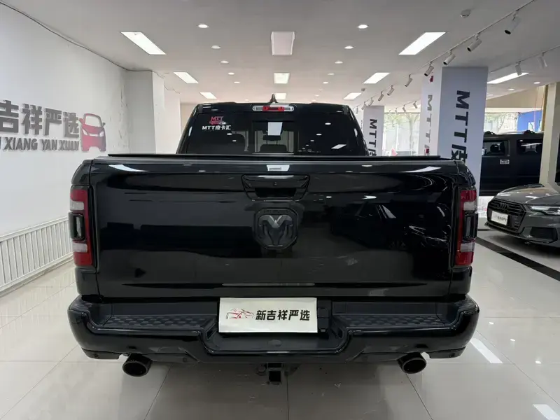 2020 Ram RAM Trucks с пробегом 65 000 км