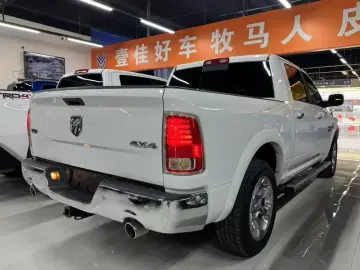 2015 Ram RAM Trucks с пробегом 127 000 км