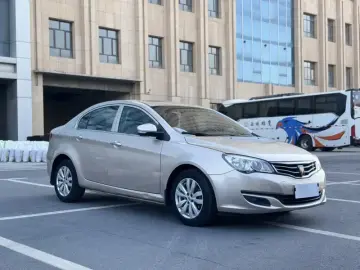 2015 Roewe 350 с пробегом 30 900 км