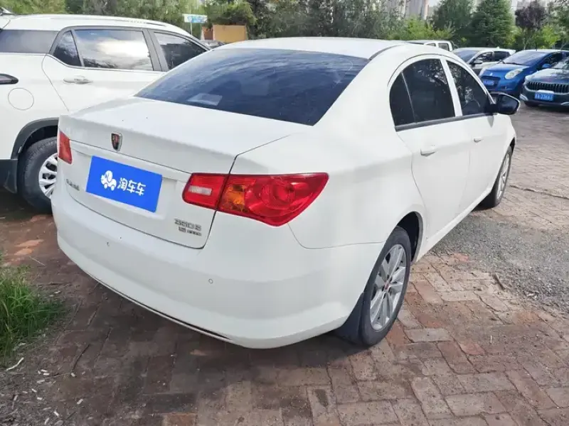 2015 Roewe 350 с пробегом 114 000 км