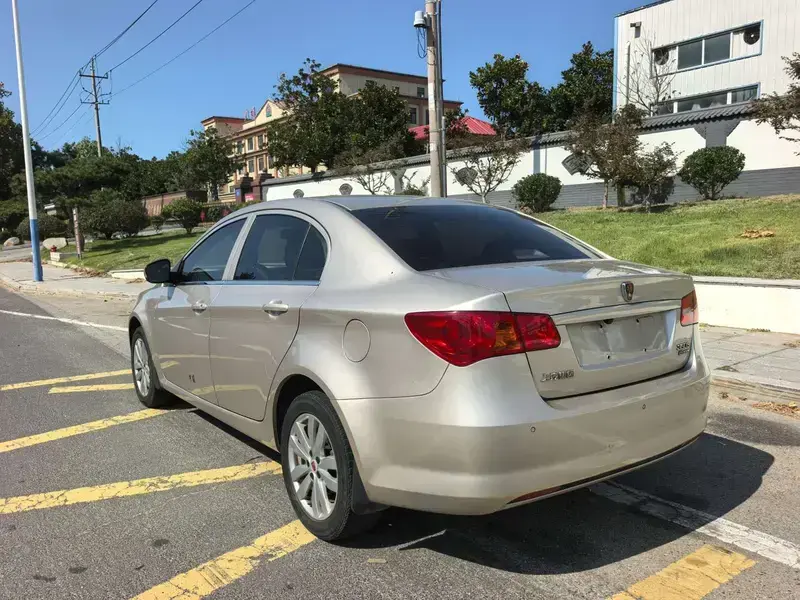 2015 Roewe 350 с пробегом 110 000 км