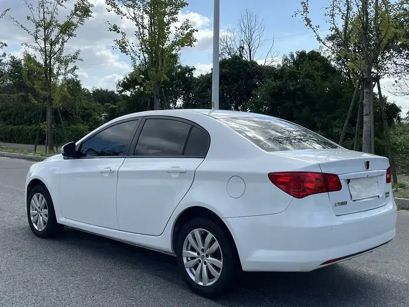 2014 Roewe 350 с пробегом 110 000 км