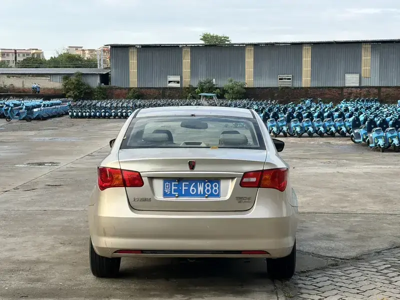 2014 Roewe 350 с пробегом 102 000 км
