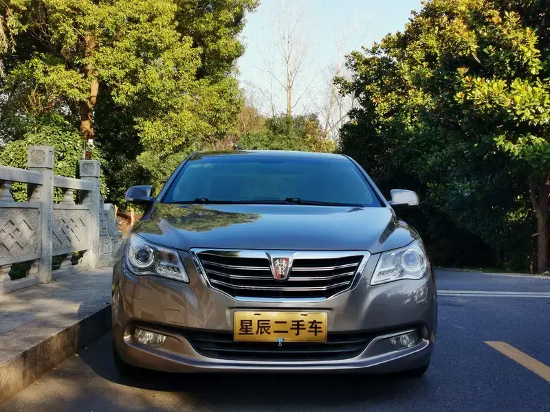 2012 Roewe 950 с пробегом 95 000 км