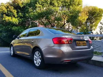 2012 Roewe 950 с пробегом 95 000 км