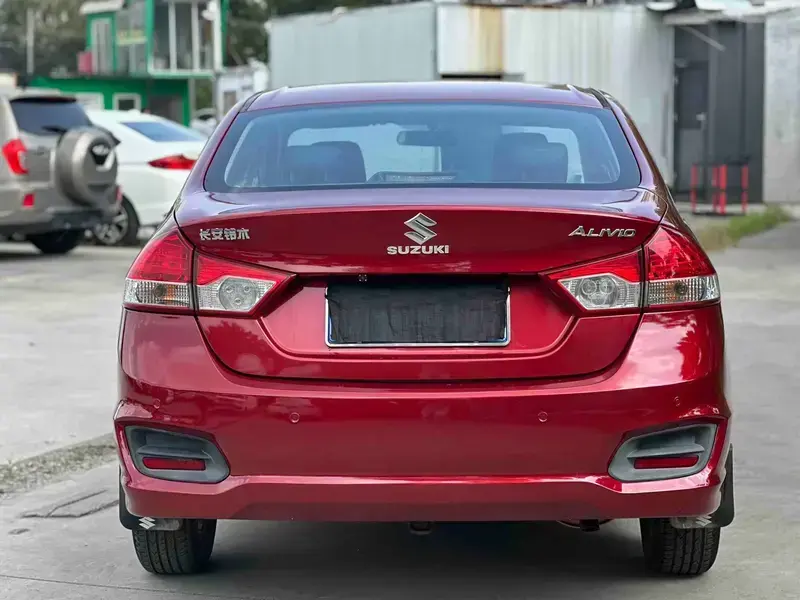 2015 Suzuki Alivio с пробегом 93 000 км