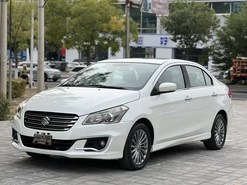2015 Suzuki Alivio с пробегом 60 000 км