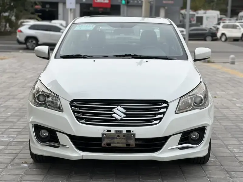 2015 Suzuki Alivio с пробегом 60 000 км