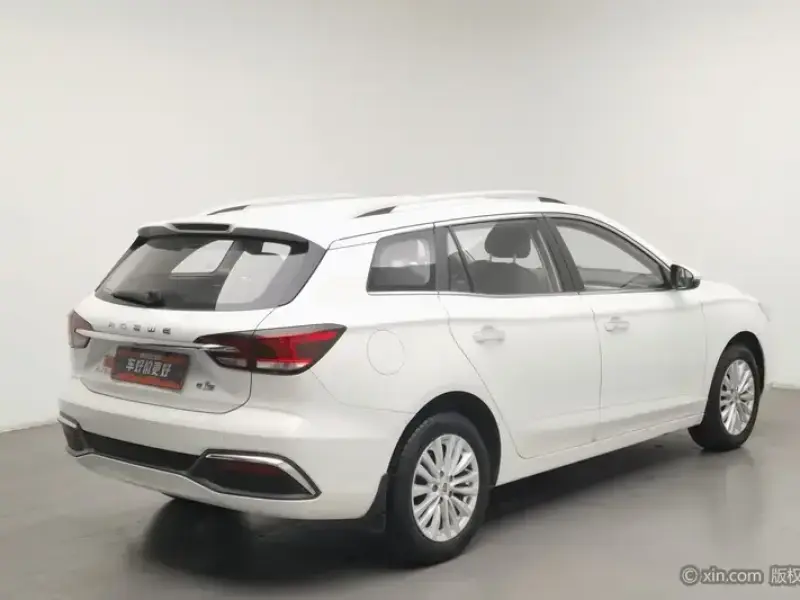 2018 Roewe Ei5 с пробегом 80 300 км