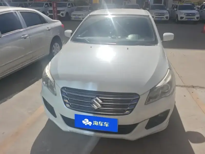 2015 Suzuki Alivio с пробегом 70 000 км