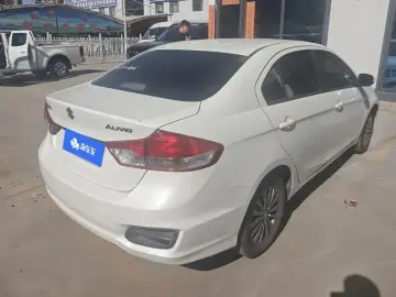 2015 Suzuki Alivio с пробегом 70 000 км