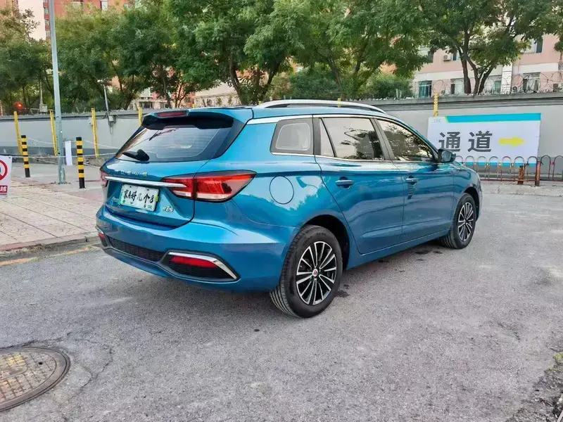 2019 Roewe Ei5 с пробегом 70 000 км