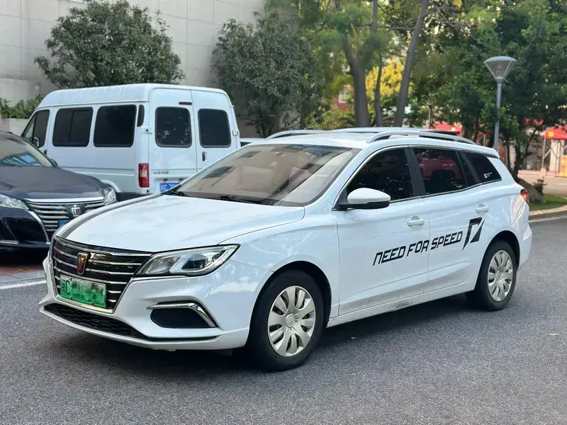 2018 Roewe Ei5 с пробегом 76 000 км