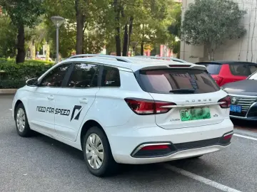 2018 Roewe Ei5 с пробегом 76 000 км
