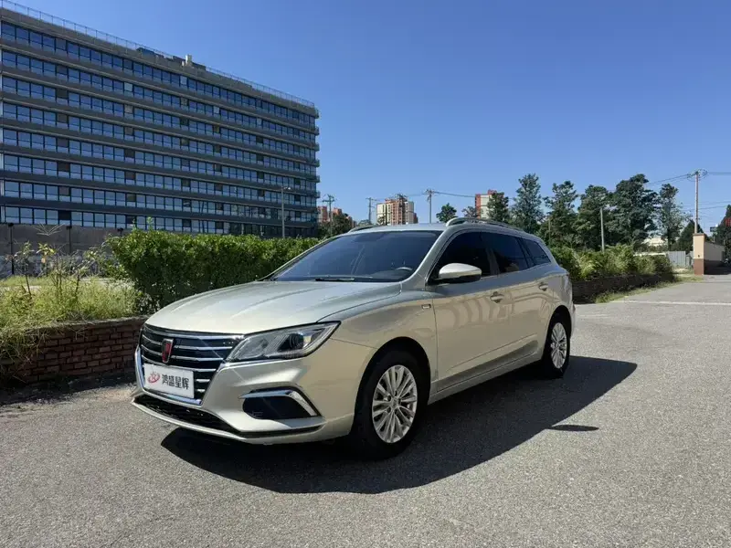 2018 Roewe Ei5 с пробегом 58 000 км