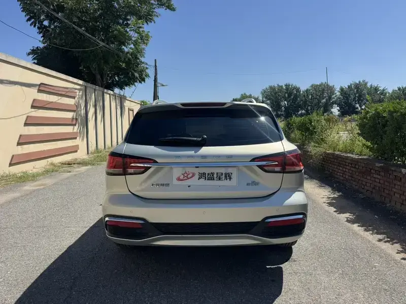 2018 Roewe Ei5 с пробегом 58 000 км