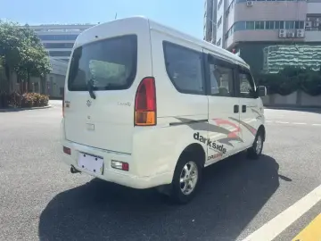 2009 Suzuki Landi с пробегом 181 400 км