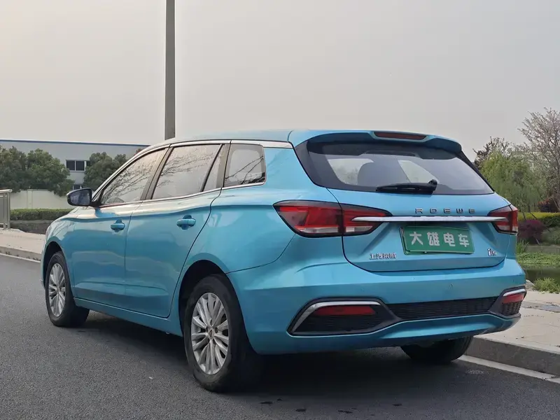 2020 Roewe Ei5 с пробегом 145 000 км