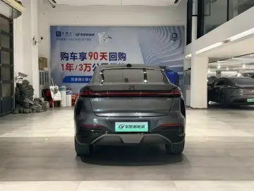 2024 Roewe Feifan R7 с пробегом 43 000 км